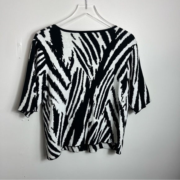 Chico Zebra Print Cardigan Sweater SIZE LARGE 2 1708 - Picture 3 of 3